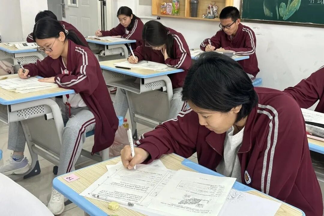 5565fa41c3e1966820fcd68cad8183a0 图片